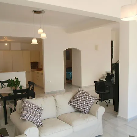 Panoramic Seaview House *